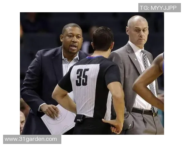 冲突升级！独行侠与教练发生激烈争执